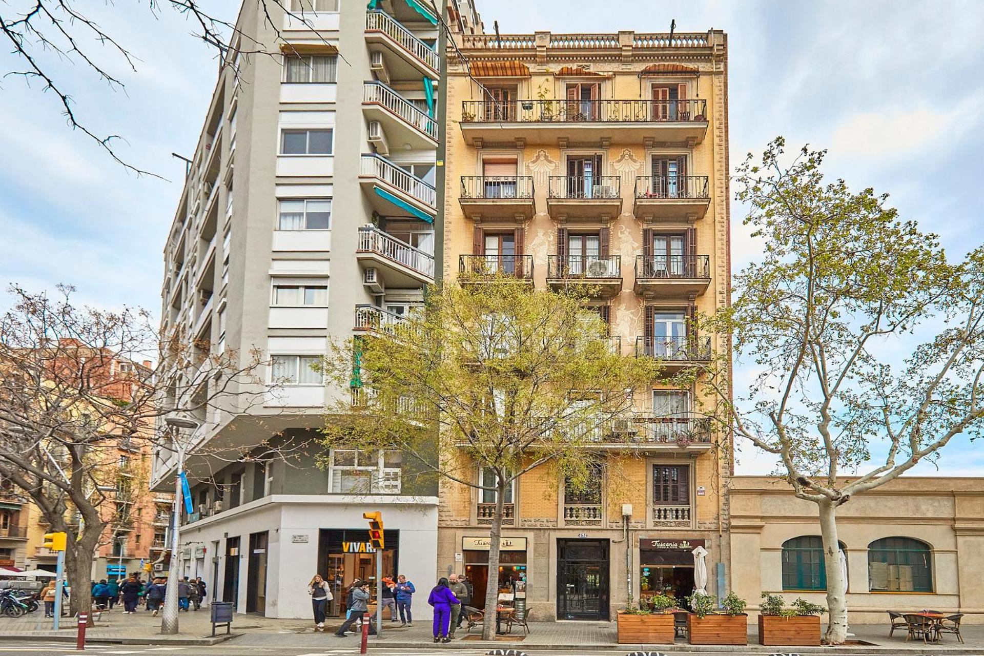Bbarcelona Sagrada Familia Garden Apartment *